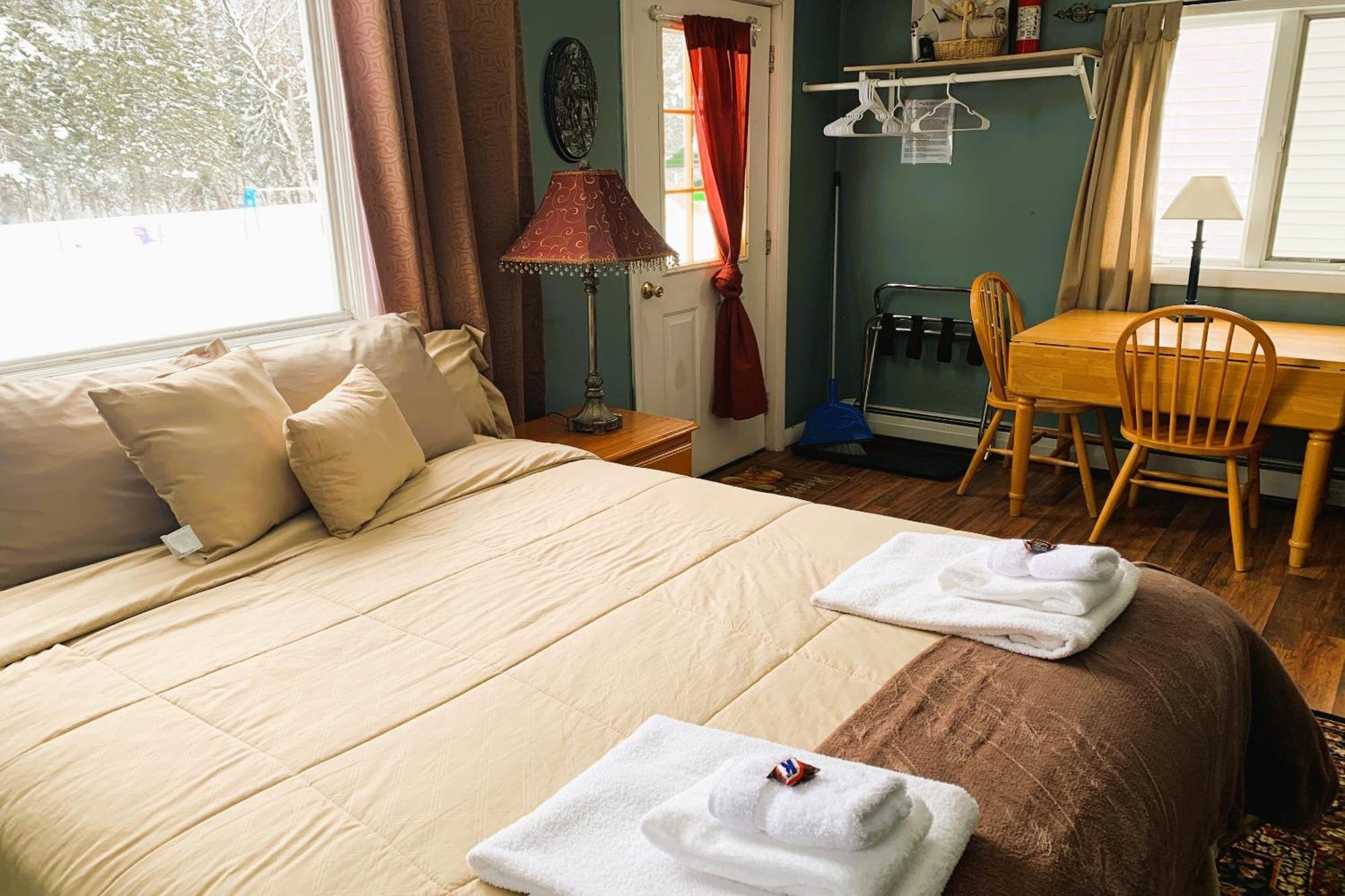 Love Hotels St John River By Oyo At Fort Kent Me Saint John Plantation Luaran gambar