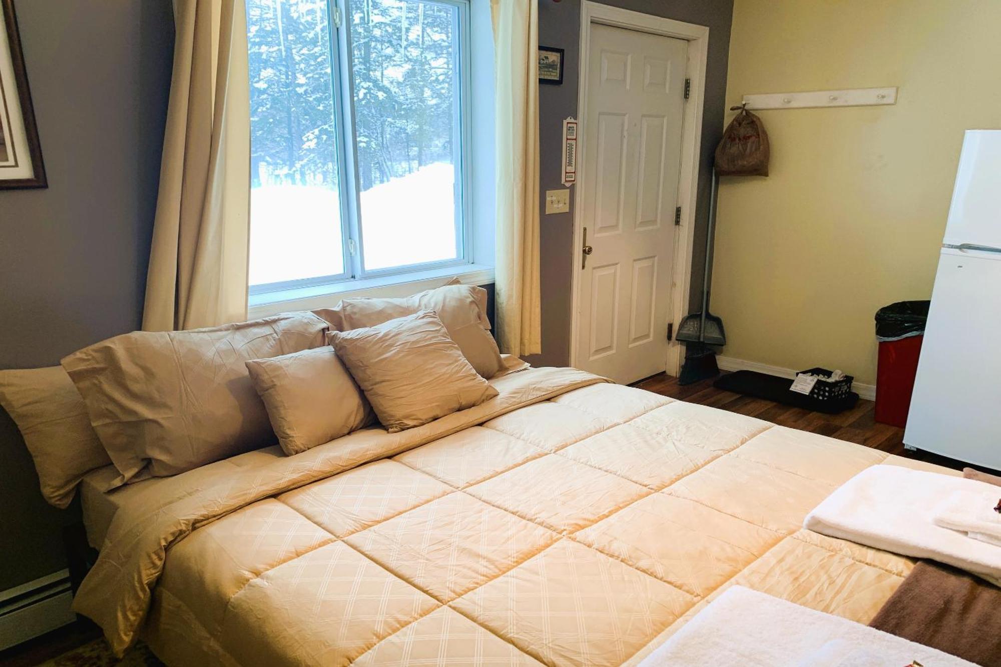 Love Hotels St John River By Oyo At Fort Kent Me Saint John Plantation Luaran gambar