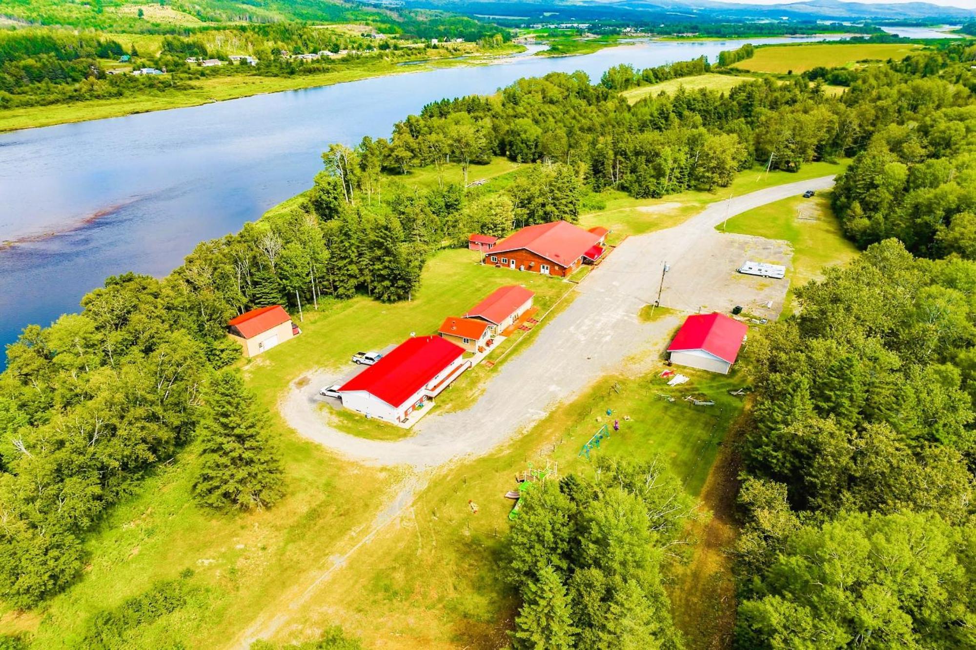 Love Hotels St John River By Oyo At Fort Kent Me Saint John Plantation Luaran gambar
